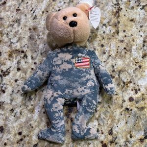 Ty Beanie Babies Salute the Bear 2006